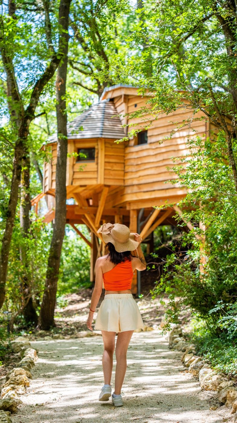 Cottages de Sarrant, hébergement touristique photographié par Yubi Com